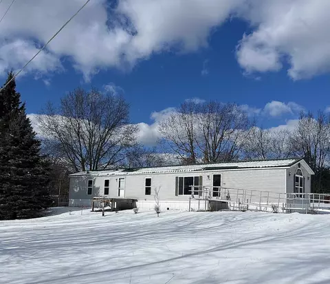 10174 Riley, Interlochen, MI 49643