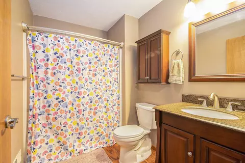 Bath - 1724 Pine Tree, Grawn, MI 49637 photo 3 of 4