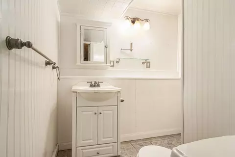 Bath - 1724 Pine Tree, Grawn, MI 49637 photo 2 of 4