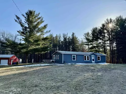 1151 W Wackerly, Sanford, MI 48657