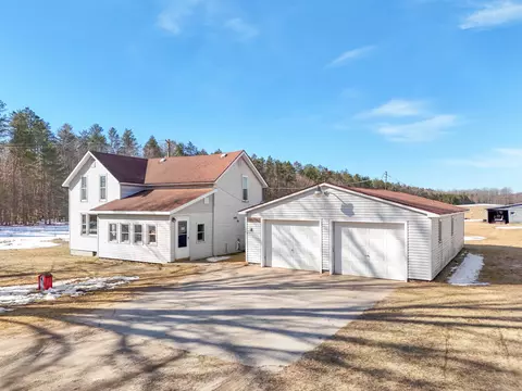 2702 S 27, Cadillac, MI 49601