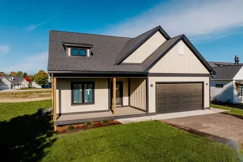 11550 S S Cres #42 : 42, Empire, MI 49630