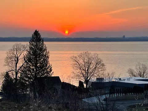 645 Elysium, Traverse City, MI 49686