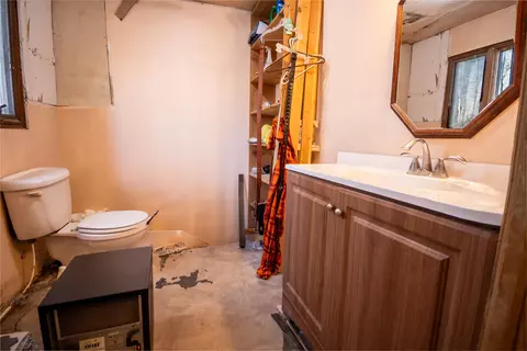 Bath - 5752 N Eberhart, Harrison, MI 48625 photo 1 of 2