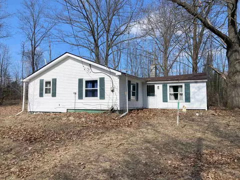 2431 Heath, Lupton, MI 48635