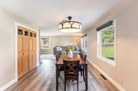 Dining - 2270 W Washington, Ithaca, MI 48847 photo 2 of 3