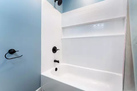 Bath - 2270 W Washington, Ithaca, MI 48847 photo 4 of 4