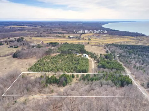 007 Maxey, Arcadia, MI 49613 photo 2