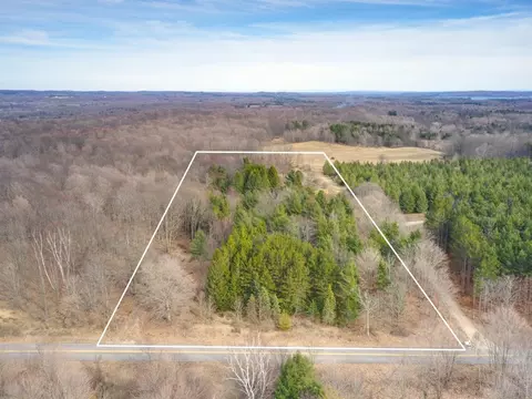 007 Maxey, Arcadia, MI 49613 photo 6