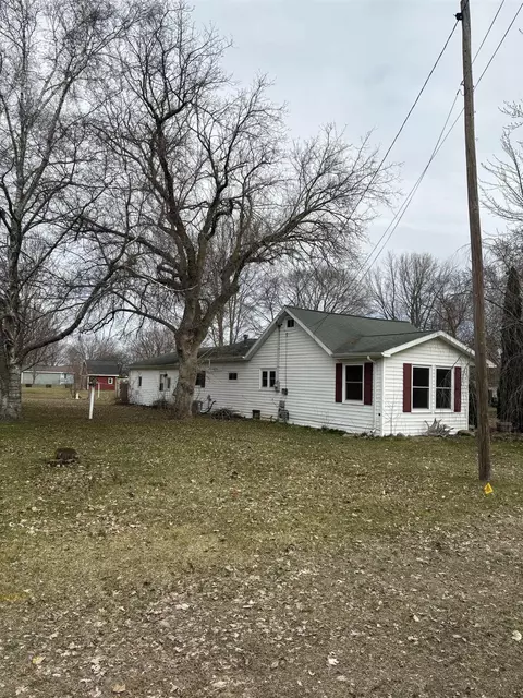 Exterior - 307 E Cottage, Shepherd, MI 48883 photo 7 of 8