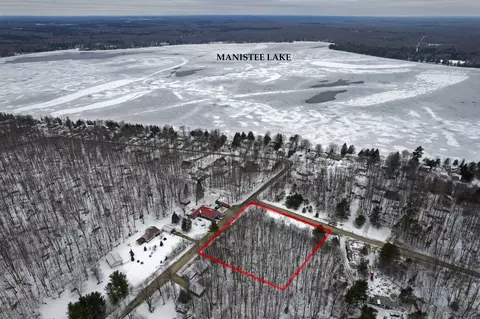 5038 NE Shr, Kalkaska, MI 49646