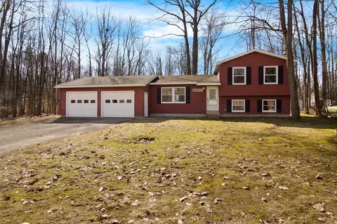 20931 Maple, Lake Ann, MI 49650