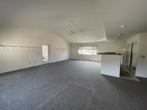 620 Lennon, Gladwin, MI 48624 photo 2