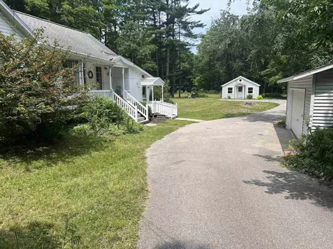 405 Park, Frankfort, MI 49635