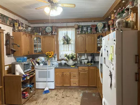 Kitchen - 3585 Lupton, Lupton, MI 48635 photo 1 of 3