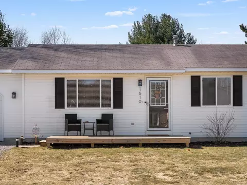 1610 Walter, Grawn, MI 49637