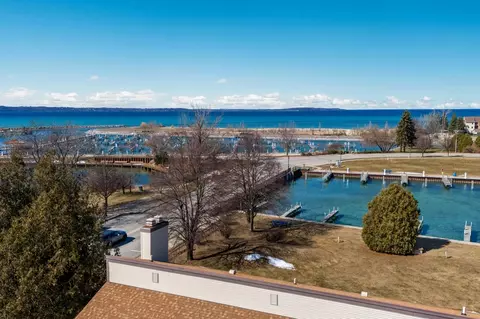 115 Dexter #5, Elk Rapids, MI 49629