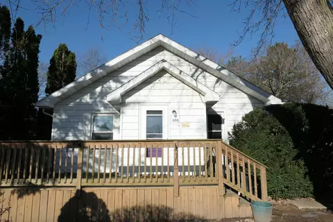 608 Allen, Alma, MI 48801