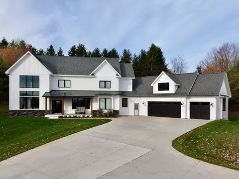 4688 Morning Glory, Traverse City, MI 49684