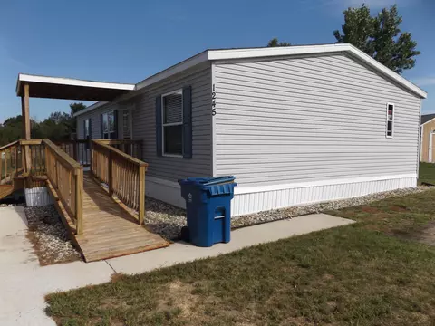 1245 Carl, Traverse City, MI 49685