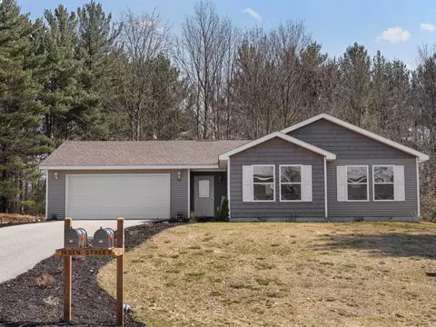 720 Eden, Kingsley, MI 49649