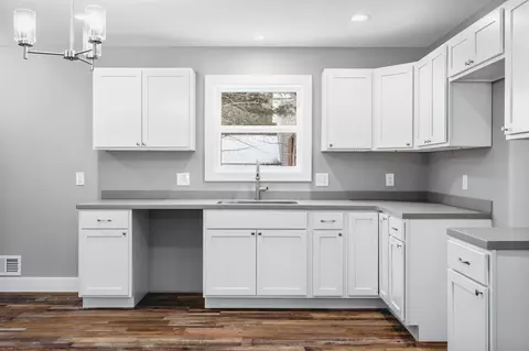 Kitchen - 10181 Resort #LOT : 43, Interlochen, MI 49643 photo 4 of 4