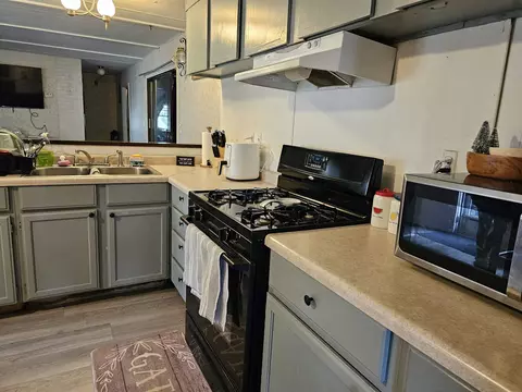 Kitchen - 1730 M-65, Hale, MI 48739 photo 1 of 3