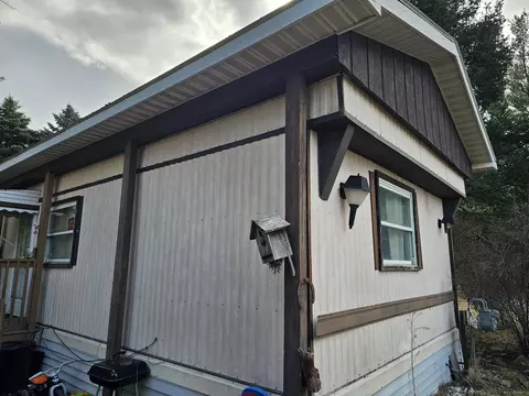1730 M-65, Hale, MI 48739
