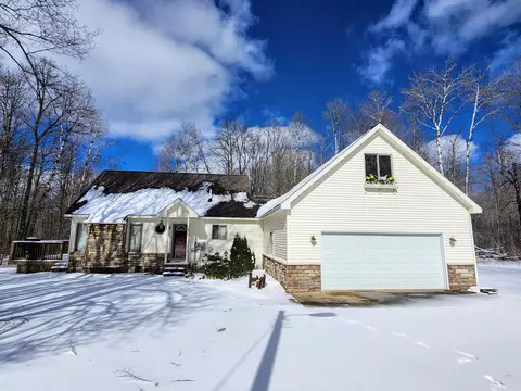 9939 Mistymorn, Elmira, MI 49730