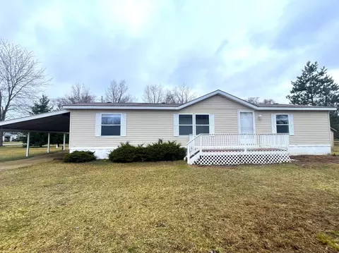 5928 W Randy, Weidman, MI 48893