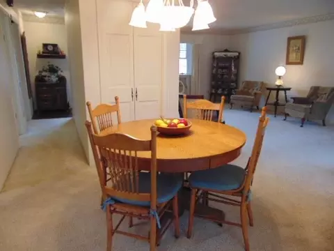 Dining - 445 S Ithaca, Ithaca, MI 48847 photo 4 of 6