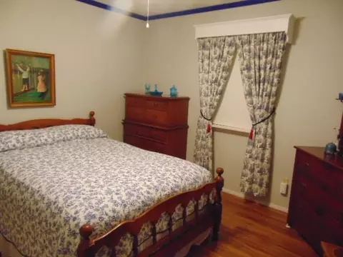 Bedroom - 445 S Ithaca, Ithaca, MI 48847 photo 3 of 14