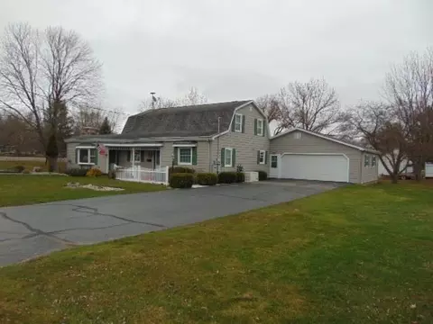 445 S Ithaca, Ithaca, MI 48847