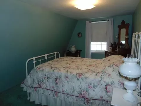 Bedroom - 445 S Ithaca, Ithaca, MI 48847 photo 6 of 14