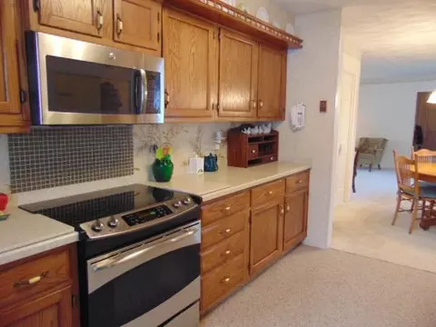 Kitchen - 445 S Ithaca, Ithaca, MI 48847 photo 5 of 5