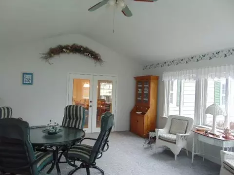 Dining - 445 S Ithaca, Ithaca, MI 48847 photo 6 of 6
