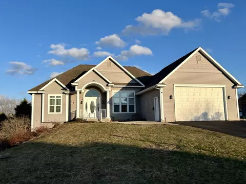 4099 Hidden Crk, Traverse City, MI 49684