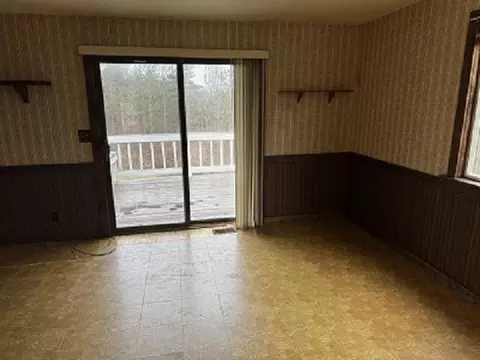 2017 Huntington, Gladwin, MI 48624 photo 3