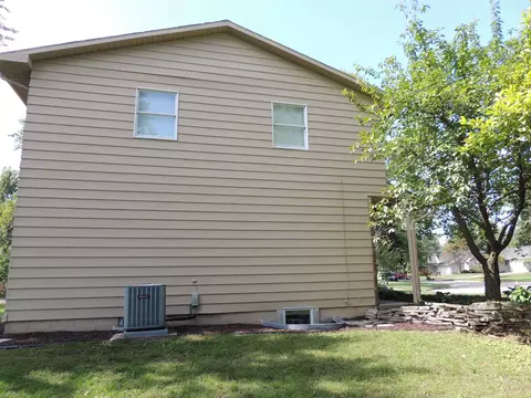 Exterior - 1418 Andre, Mount Pleasant, MI 48858 photo 5 of 9