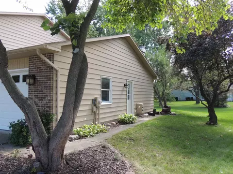 Exterior - 1418 Andre, Mount Pleasant, MI 48858 photo 8 of 9