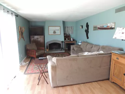 Living - 1418 Andre, Mount Pleasant, MI 48858 photo 3 of 3