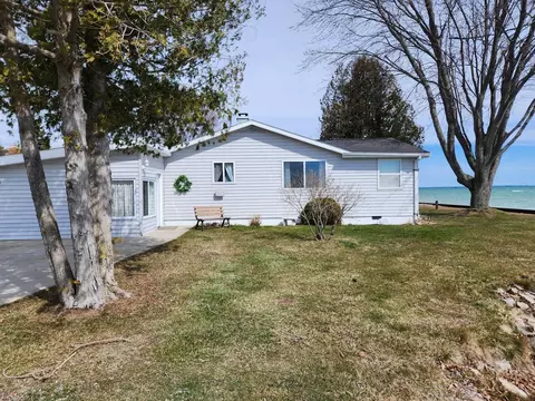 1010 Fifth, Tawas City, MI 48763