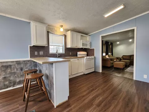 Kitchen - 5430 E Clover, Mount Pleasant, MI 48858 photo 1 of 3