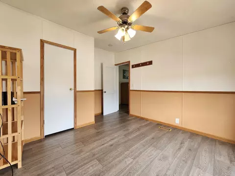 Bedroom - 5430 E Clover, Mount Pleasant, MI 48858 photo 2 of 2
