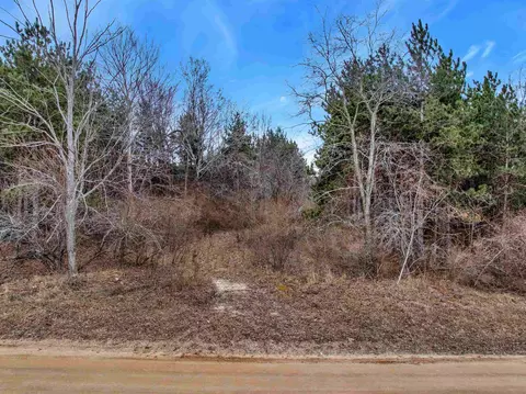 Bennett, Williamsburg, MI 49690 photo 2