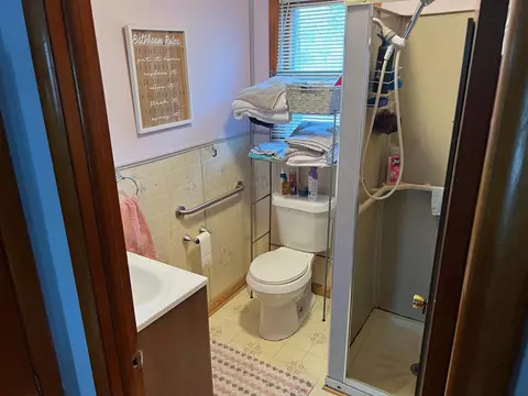 Bath - 1975 Pine, Harrison, MI 48625 photo 1 of 1
