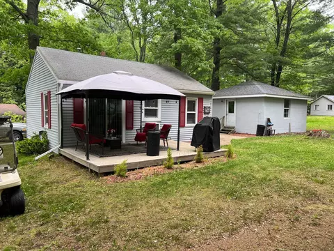 1975 Pine, Harrison, MI 48625