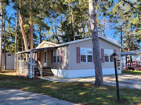13 Riverview, Saint Louis, MI 48880