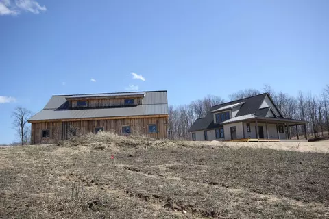 6701 E Lincoln, Cedar, MI 49621