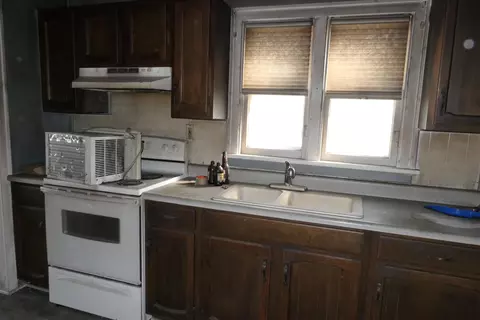508 Wright, Alma, MI 48801 photo 3